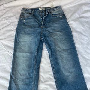 Abercrombie & Fitch Ultra-High Rise Ankle Jeans